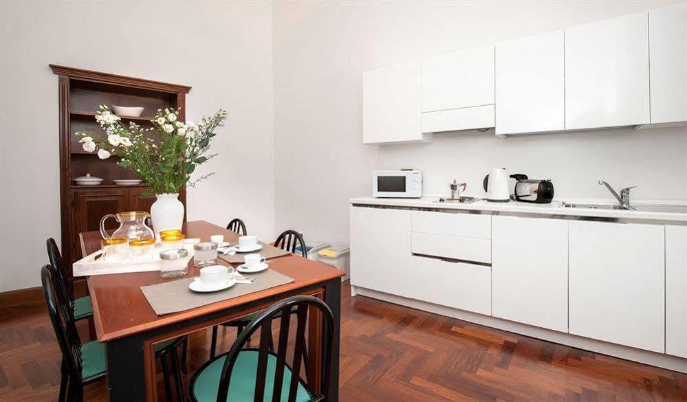 Scent Of Rome Apartment ภายนอก รูปภาพ